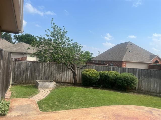 Building Photo - 6304 Fall River Dr
