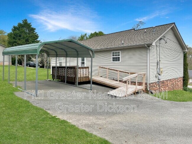 Building Photo - 130 Sherron Dr