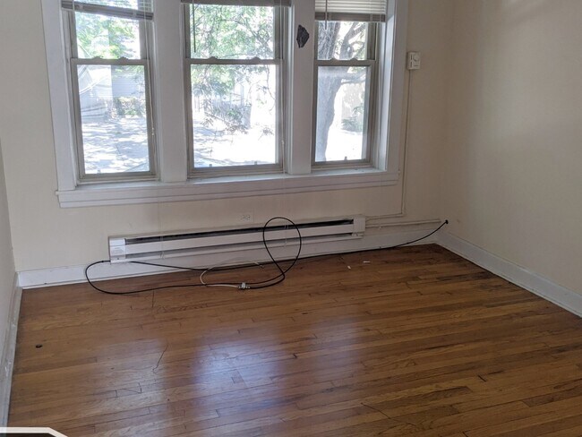 Foto del edificio - 2915 W George St