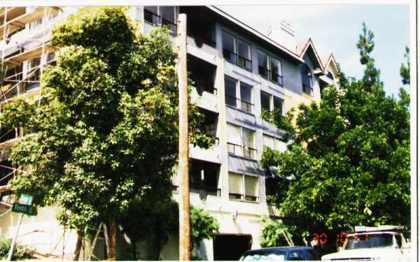 Building Photo - The Park At 10th Avenue