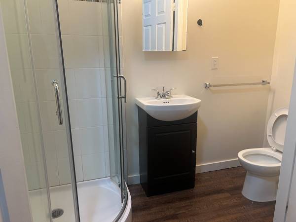 Photo du bâtiment - 1055 W 10th Ave