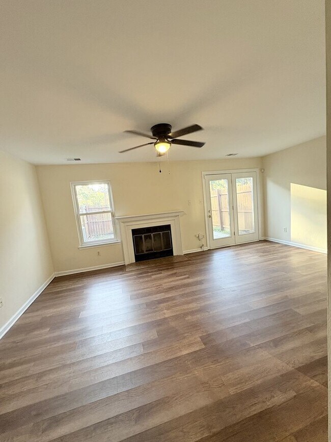 Foto del edificio - Baxter Woods