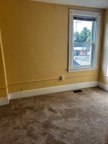 Bedroom - 526 N State St