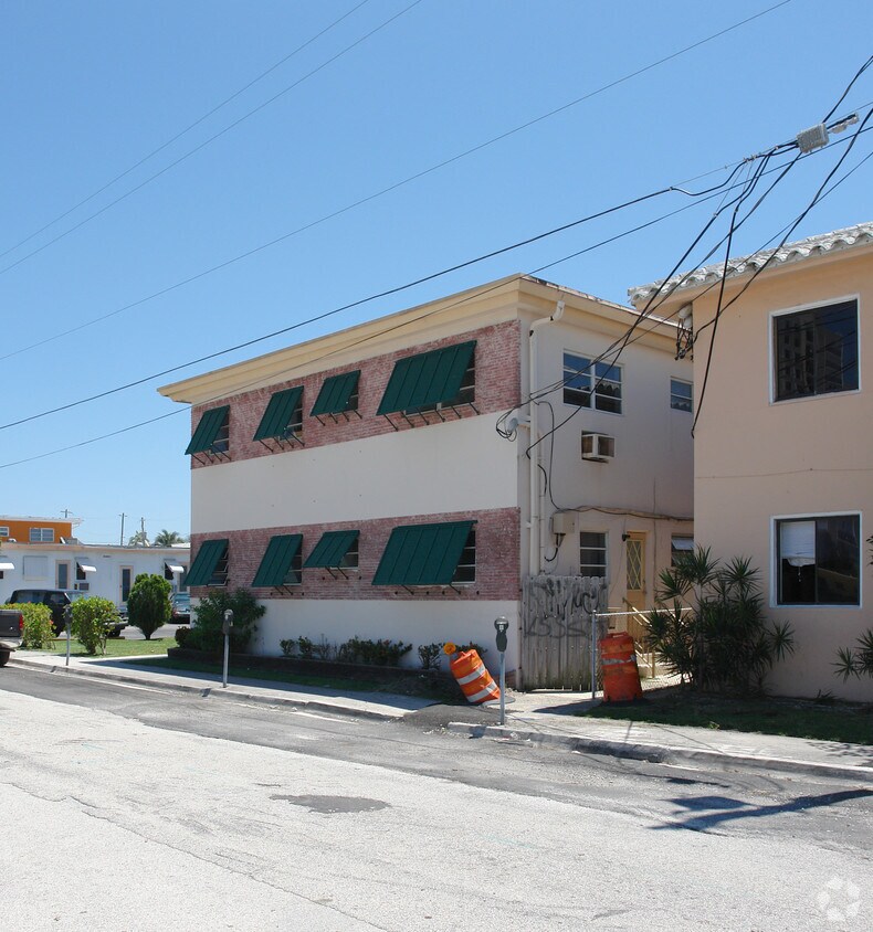 340 Fillmore St, Hollywood, FL 33019 340 Fillmore St Hollywood, FL