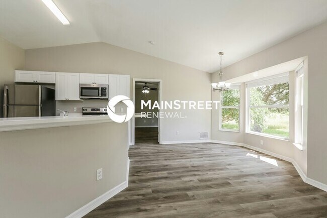 Foto del edificio - 3 Bedroom Pet-Friendly Home in Lehigh Acres, FL with Main Street Renewal