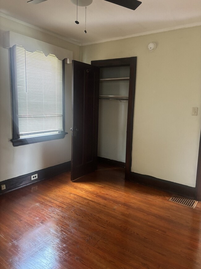 Building Photo - 58 Juergens Ave