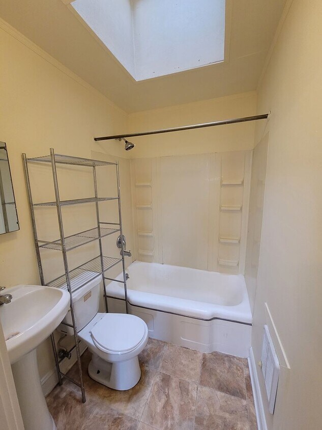 Foto del edificio - 2917 N Calvert St