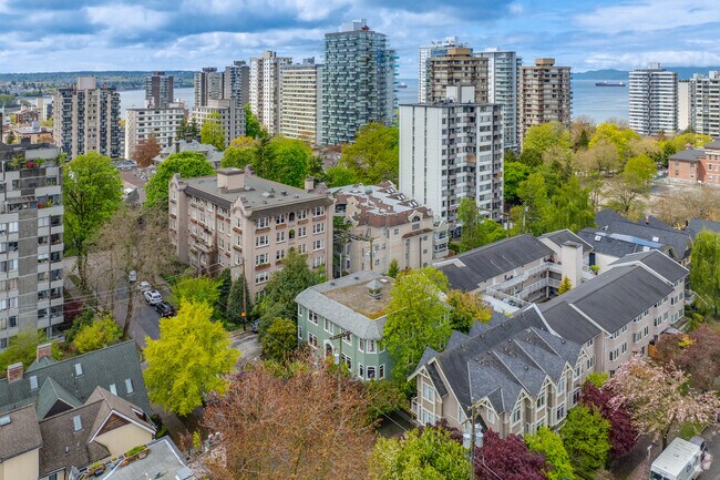 Aerial Photo - Diana Court