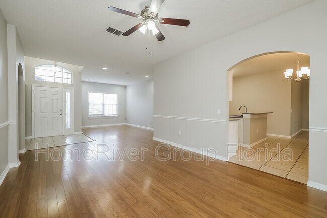 Foto del edificio - 437 Marlberry Leaf Ave
