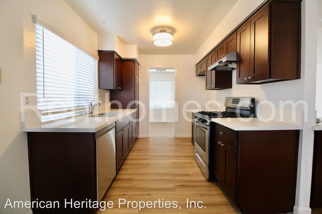 Building Photo - 4837 Mt Abernathy Ave