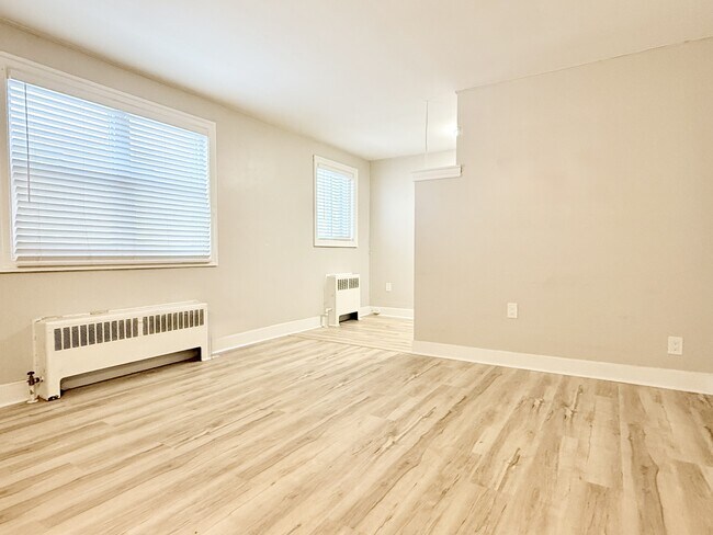 Photo du bâtiment - 308 Askin Ave