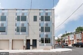 Foto principal - 2212 E Pacific St
