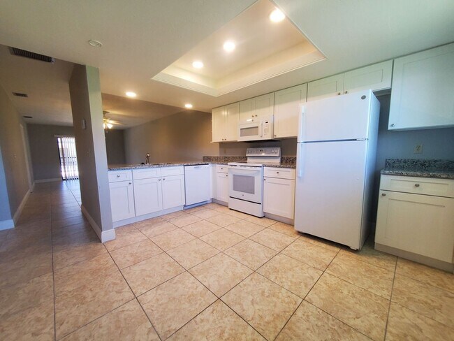 Building Photo - Available Now!! completely renovated