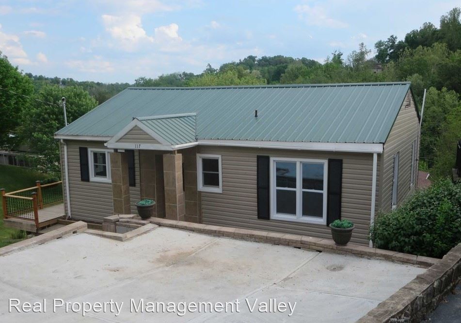 Foto principal - 3 br, 2 bath House - 117 Oak Street