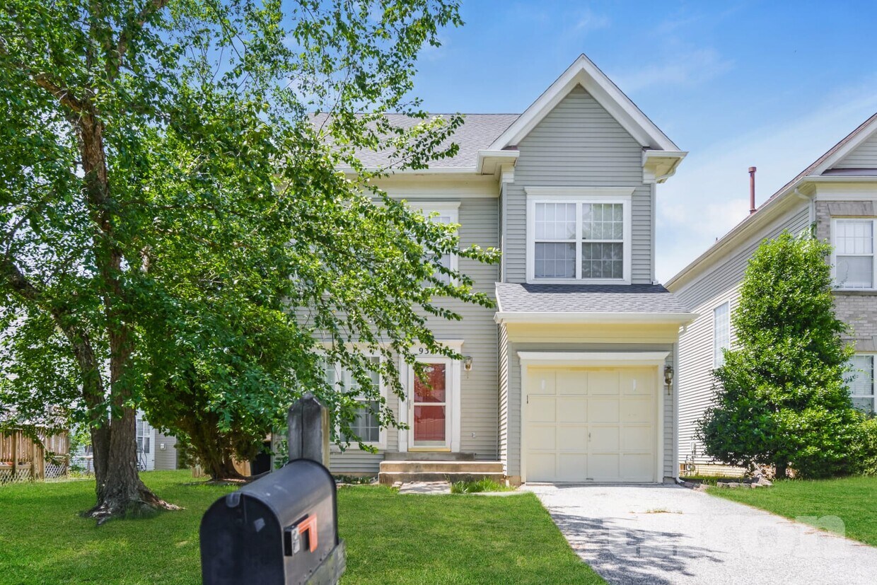 Foto principal - 9311 Fordsville Ct