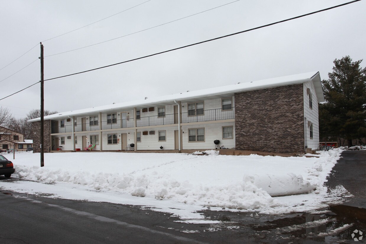 Building Photo - 309 19th Ave W