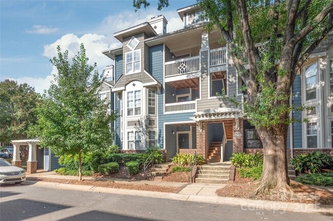 Foto del edificio - 415 Mather Green Ave