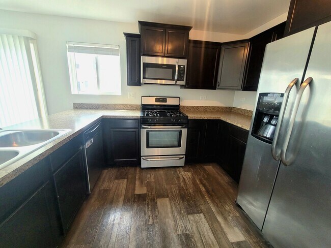 Foto del edificio - 1777 Spinnaker St