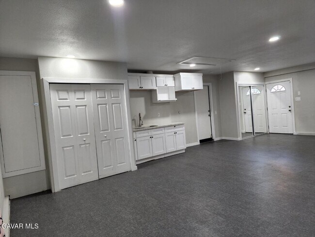Foto del edificio - 13602 Ironstone Ave