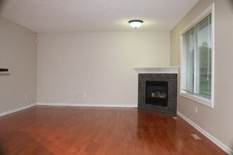 Building Photo - 2510 Rabbit Hill Rd NW