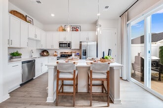 Yardly Laveen Spectrum apartments — community photo - Yardly Laveen Spectrum