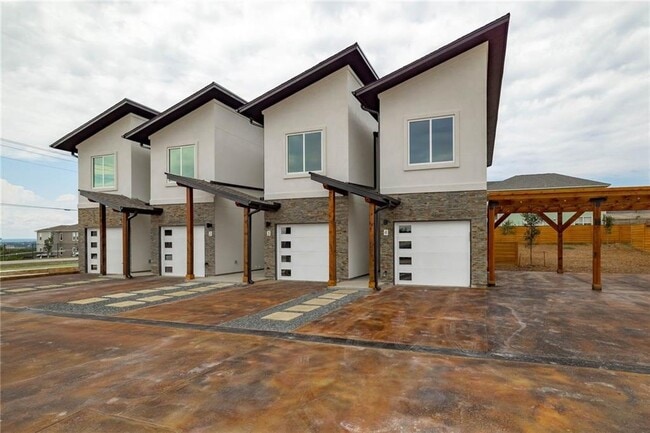 Building Photo - 21201 Portsmouth Cove