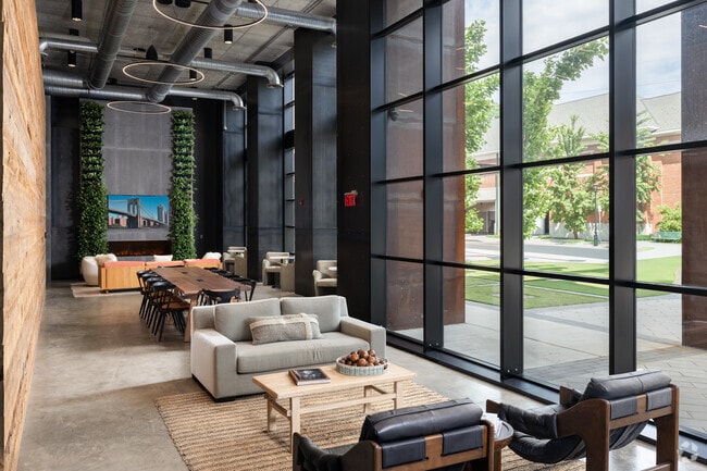 Lobby - Sono Central
