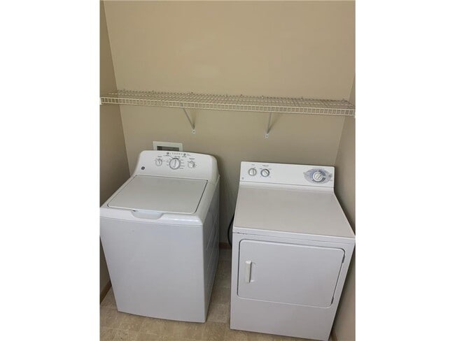 Building Photo - 4210 47th St S