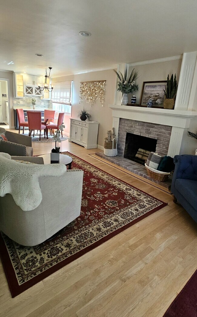 Foto del edificio - 218 Highland Ct