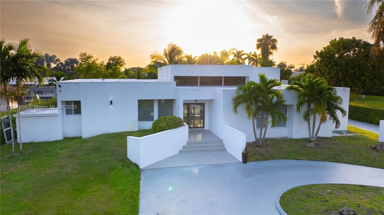 Foto principal - 290 NW 125th Ave