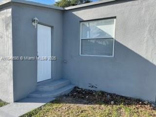 Foto del edificio - 1545 NW 68th St