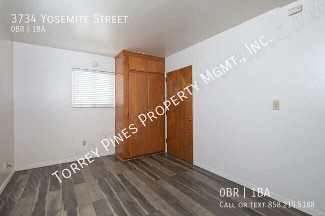 Building Photo - *OPEN HOUSE: 8/3 3-4PM* PB Studio with Par...