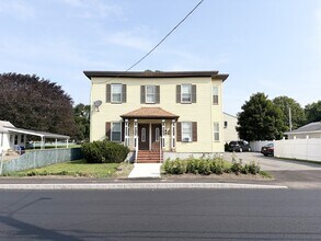 Building Photo - 40 Jackson St
