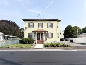 Building Photo - 40 Jackson St