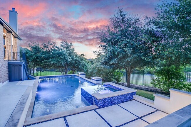 Building Photo - 17100 Yellowstar Dr Cir