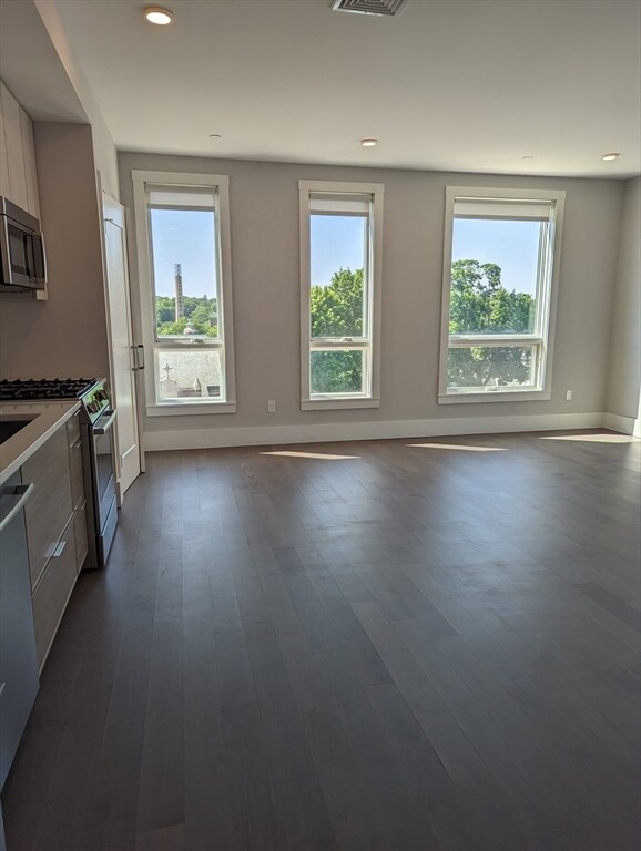 Foto del edificio - 3193 Washington St