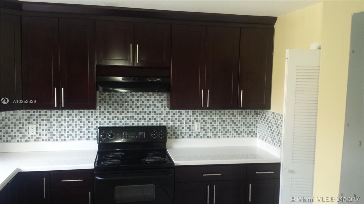 Foto principal - 13433 SW 62nd St