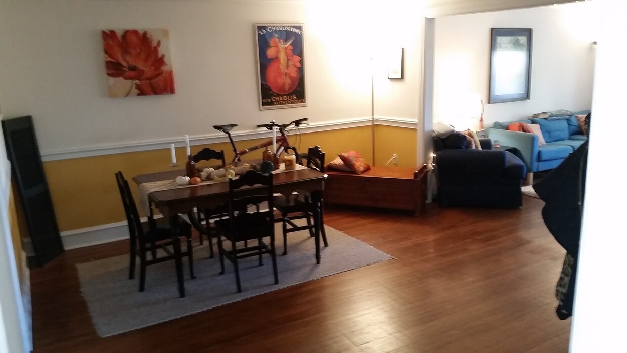 Dining Room - 105 N Narberth Ave