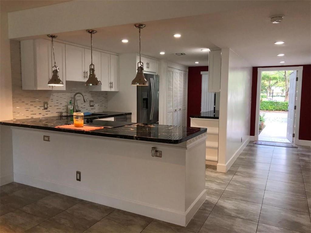 Foto principal - 907 Cypress Terrace