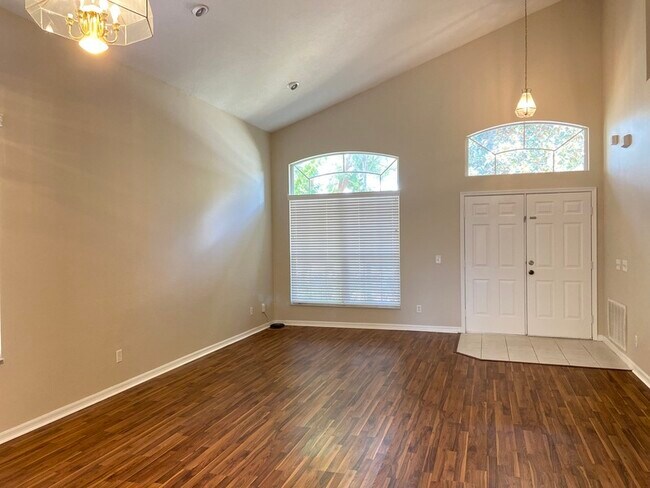 Foto del edificio - 1408 Holly Glen Run