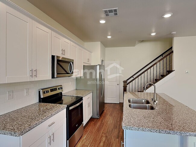 Foto del edificio - 326 Timber Kate Pl