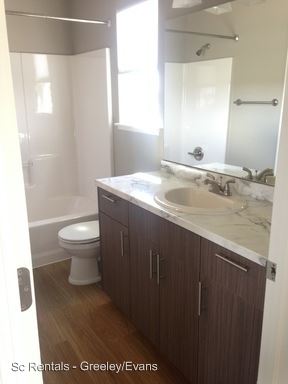 Foto del edificio - 4123 Meadowview Ct