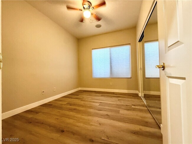 Foto del edificio - 101 Emerald Dunes Cir