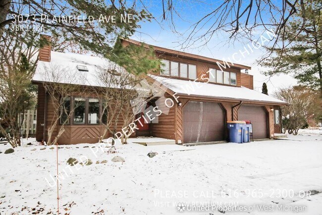 Building Photo - 3073 Plainfield Ave NE