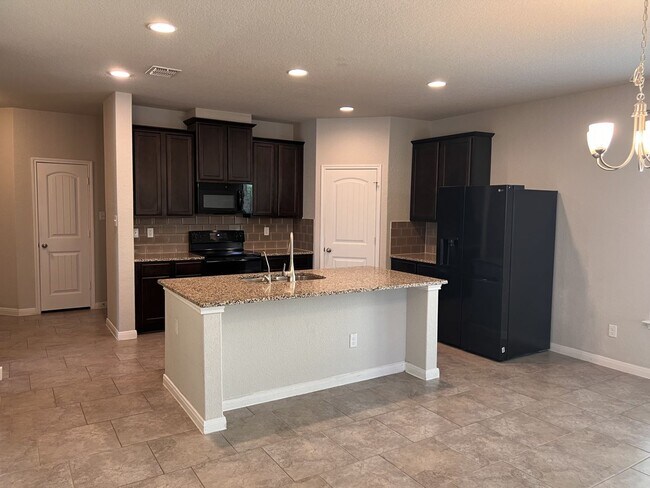 Foto del edificio - Beautiful Home in Summerhill!