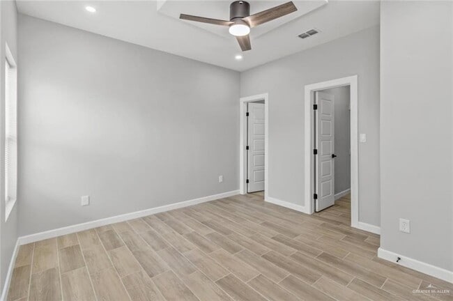 Foto del edificio - 103 Yosemite Dr