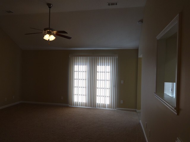 Building Photo - 35 Bostwick Drive