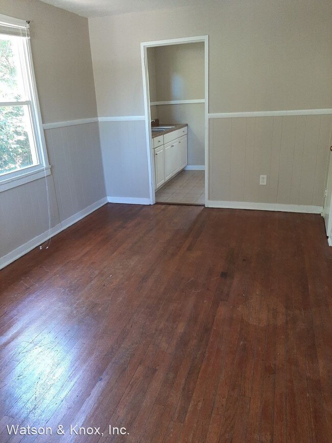 Foto del edificio - 1 br, 1 bath Apartment - 411 Bethany Drive