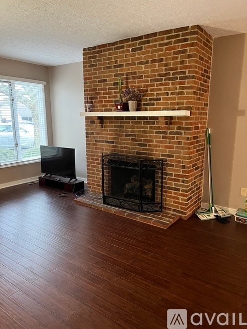 Foto del edificio - 331 Saint Andrews Dr