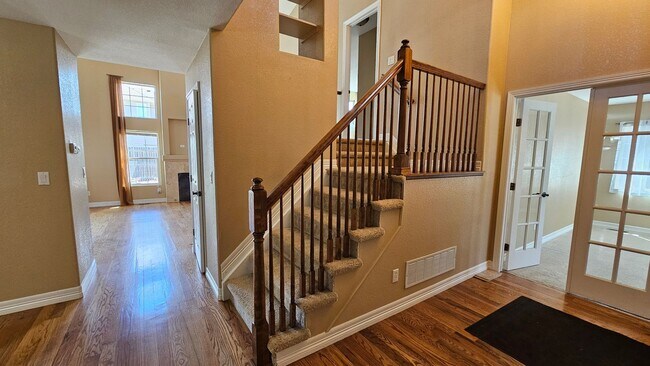 Foto del edificio - BEAUTIFUL COMMERCE CITY HOME